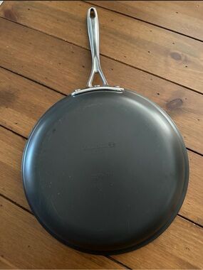 Calphalon Hard Anodized 10” Frying Pan with Stainless Steel Interior